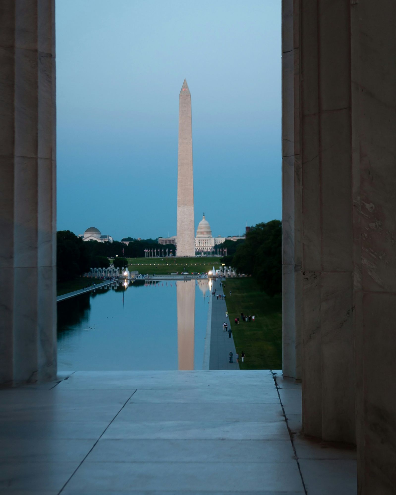 Washington Monument and U.S. Capitol viewed from the Lincoln Memorial